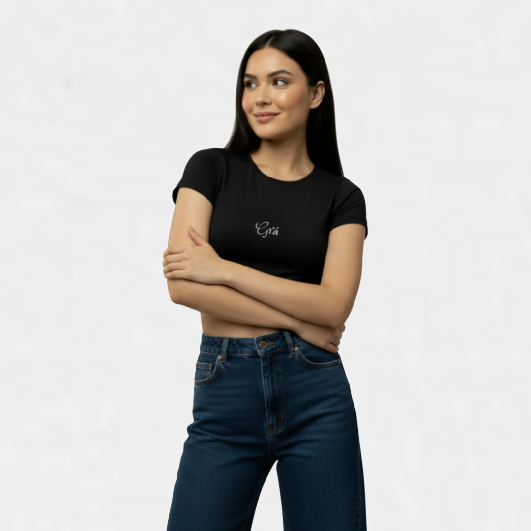 Grá "love" Crop Top- Black